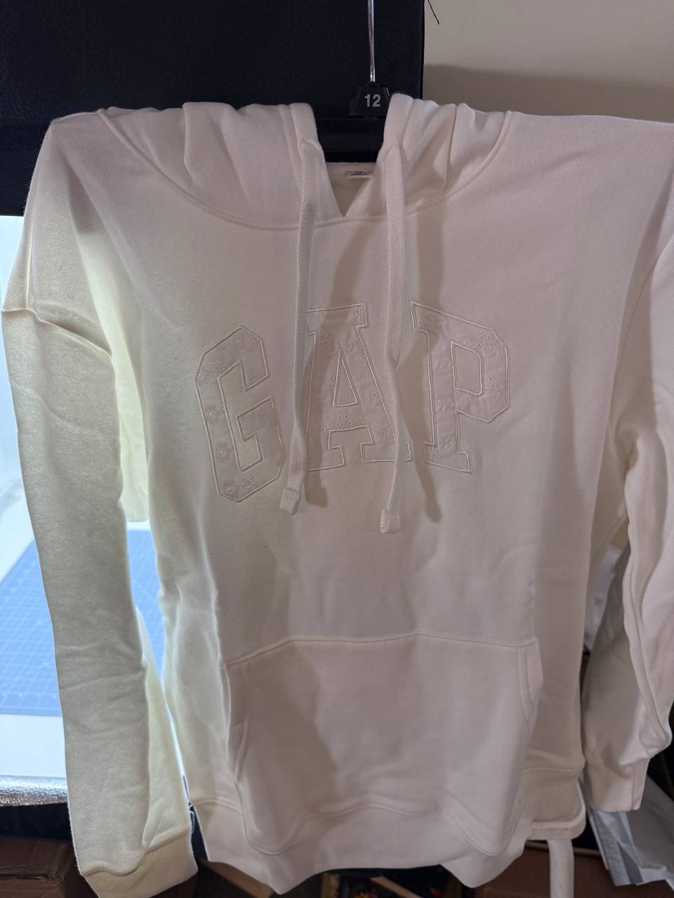 Кофта белая GAP